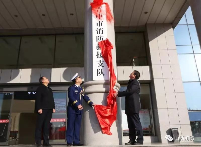 郭磊石最新发现，小巷中的美食宝藏