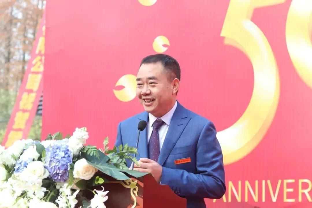 澳门宝典2024年最新版免费,策略规划_天然版32.778