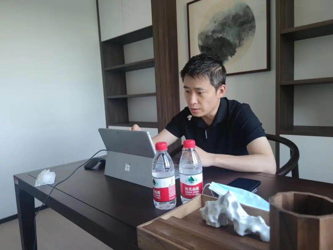 环境课程新选课，绿意盎然中的温馨日常探索