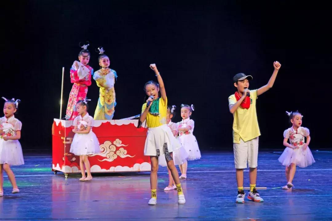 演员歌曲深度解析，探寻其背后的情感表达与寓意